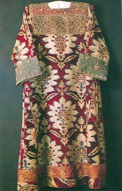 byzantine clothing patterns.